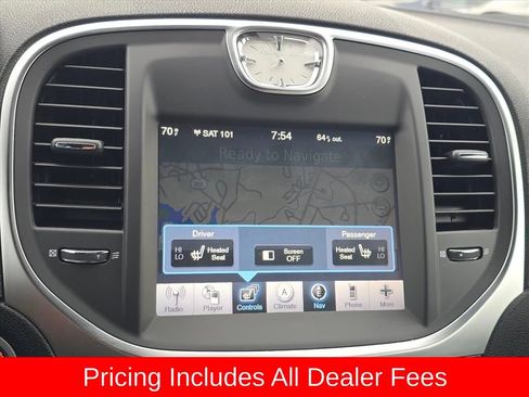 Used 2011 Chrysler 300 Limited w/ Sound Group RWD image 9
