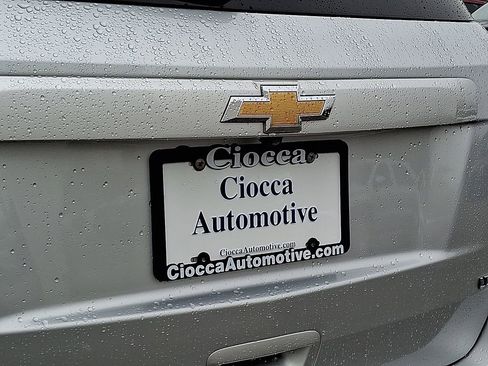 Used 2020 Chevrolet Trax LT w/ LT Convenience Package image 31