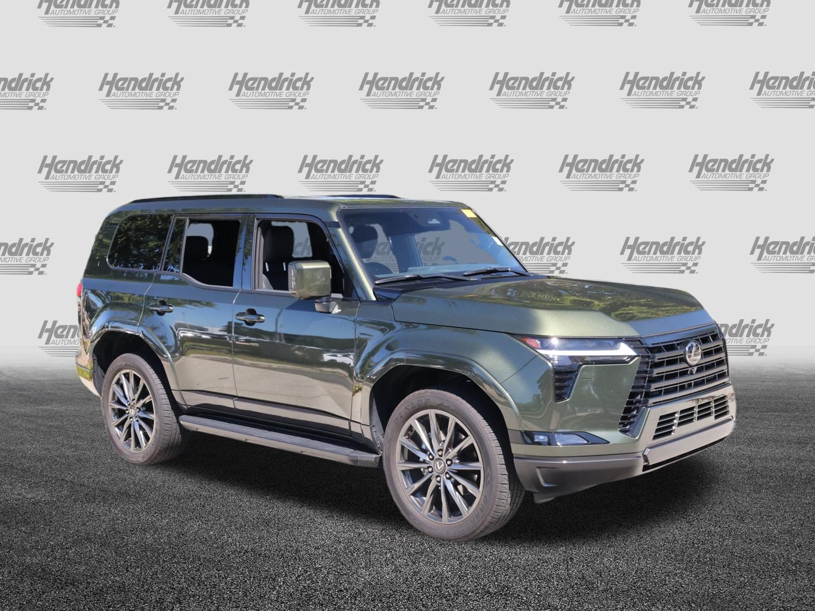 Used 2025 Lexus GX 550 AWD/4WD image 2