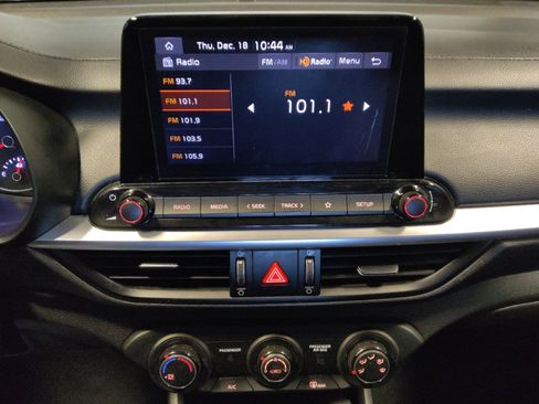 Used 2022 Kia Forte LXS w/ LXS Technology Package image 25