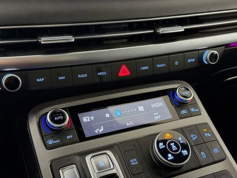 Used 2024 Hyundai Palisade Calligraphy image 20