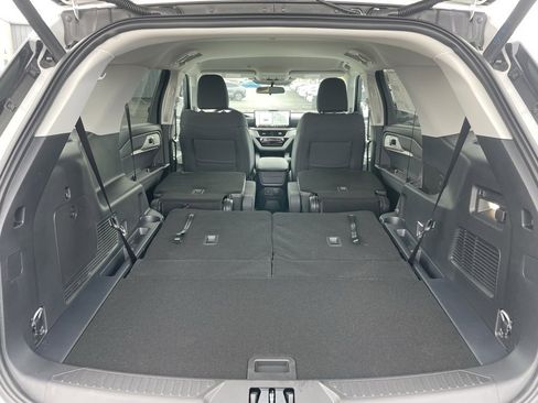 New 2026 Ford Explorer Active image 34