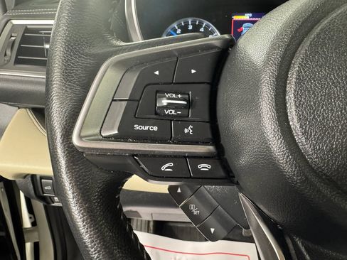 Used 2022 Subaru Ascent Limited w/ Technology Package AWD/4WD image 15