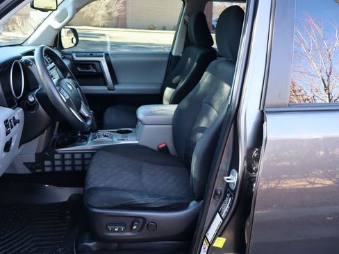 Used 2013 Toyota 4Runner 4WD image 19
