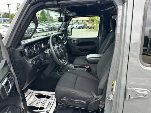 Certified 2023 Jeep Wrangler Unlimited Sport AWD/4WD image 24