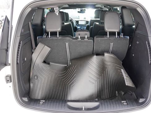 Certified 2024 Chrysler Pacifica Premium image 23