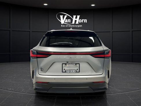 Used 2024 Lexus NX 350h AWD image 4