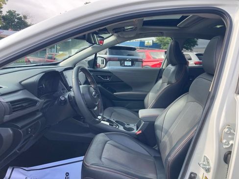 Used 2024 Subaru Crosstrek 2.5i Limited AWD/4WD image 3