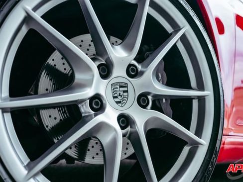 Used 2014 Porsche 911 Carrera image 3