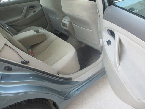 Used 2007 Toyota Camry LE FWD image 20