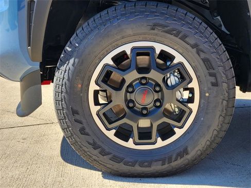 New 2026 Toyota Tacoma TRD Off-Road image 8