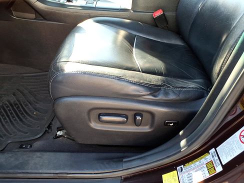 Used 2012 Toyota Highlander SE w/ Tow Pkg AWD/4WD image 18