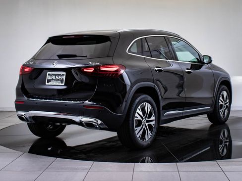 Certified 2025 Mercedes-Benz GLA 250 4MATIC image 10