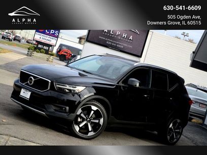 Used 2020 Volvo XC40 T5 Momentum w/ Protection Package Premier