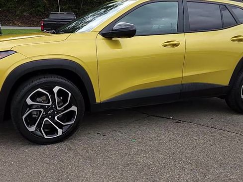 Used 2024 Chevrolet Trax RS w/ Sunroof Package image 4