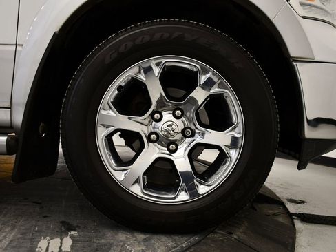 Used 2015 RAM 1500 Laramie w/ Convenience Group image 19