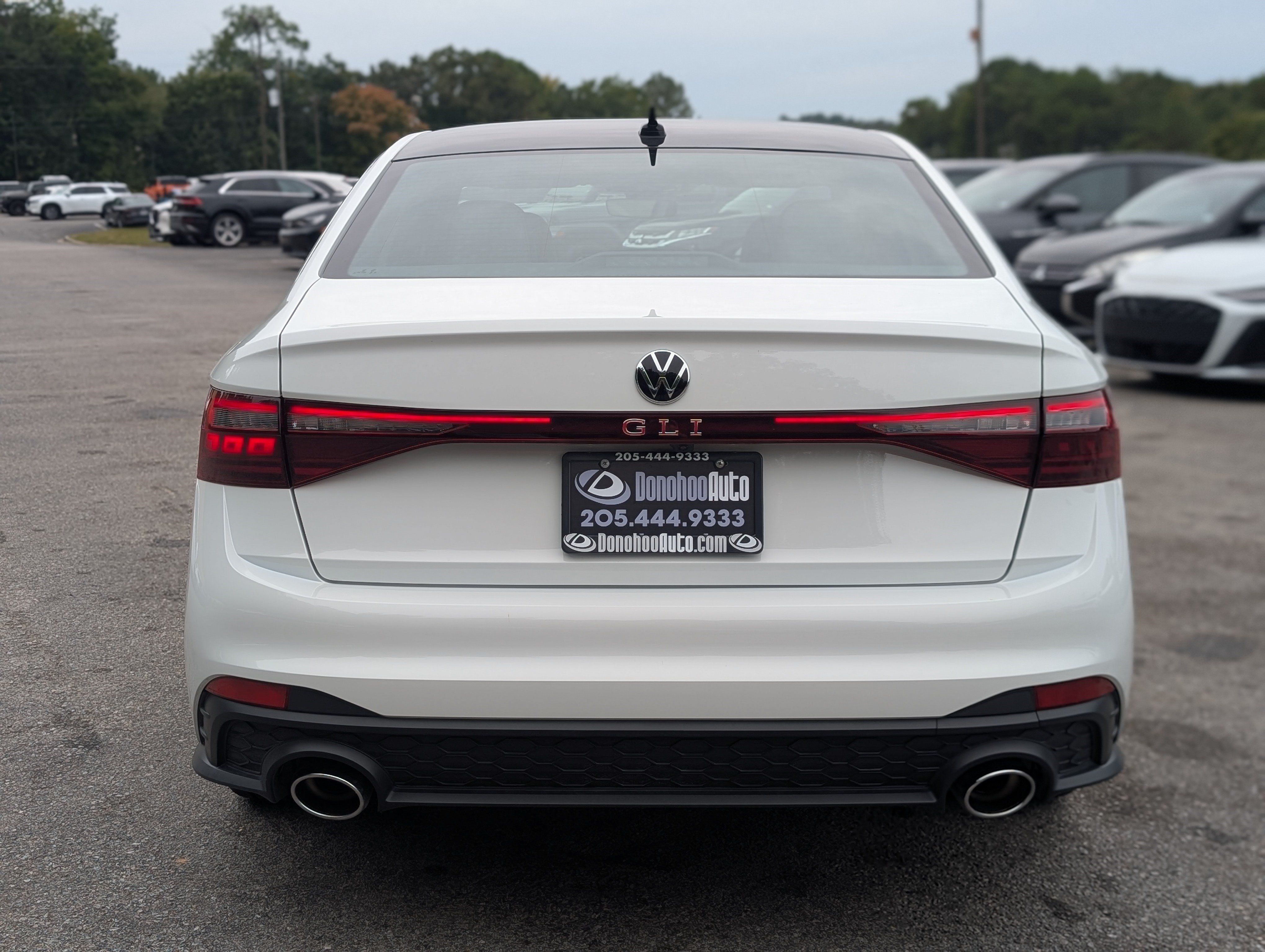 Used 2026 Volkswagen Jetta GLI Autobahn FWD image 8