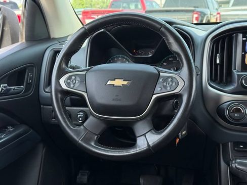 Used 2018 Chevrolet Colorado Z71 AWD/4WD image 6