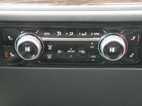 Certified 2022 GMC Sierra 1500 Elevation image 19