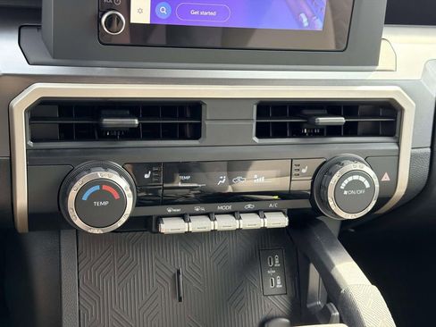 Certified 2025 Toyota Tacoma SR5 image 5