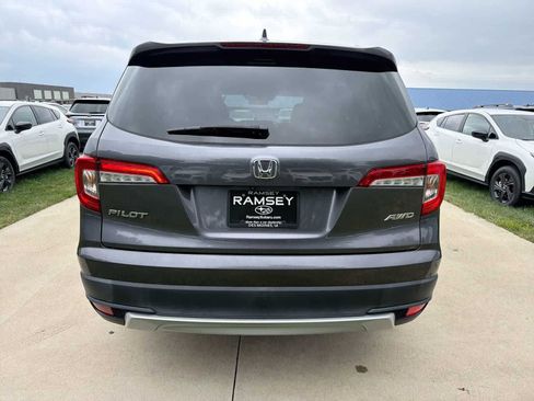 Used 2021 Honda Pilot EX image 5