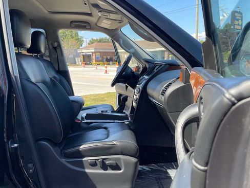 Used 2019 INFINITI QX80 Luxe w/ Proassist Package image 16