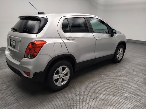 Used 2020 Chevrolet Trax LS w/ Tint and Cruise Package FWD image 10