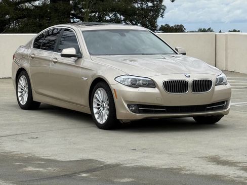 Used 2013 BMW 535i Sedan image 5