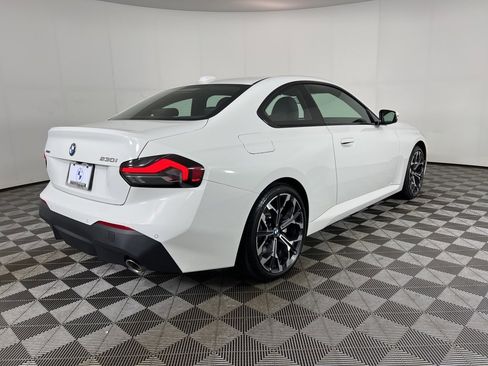 Used 2025 BMW 230i xDrive Coupe w/ Convenience Package image 5