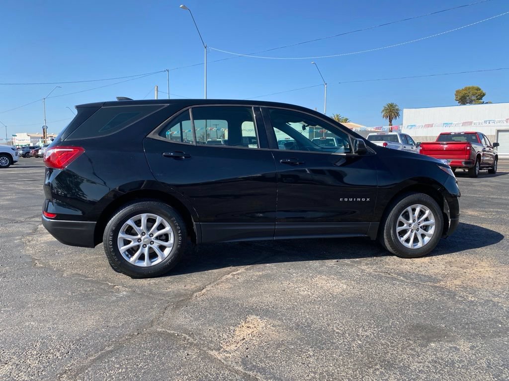 Used 2018 Chevrolet Equinox LS FWD image 5
