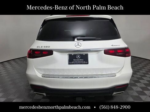 New 2026 Mercedes-Benz GLS 580 4MATIC image 5