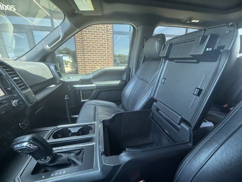 Used 2018 Ford F150 XLT w/ Equipment Group 302A Luxury AWD/4WD image 27
