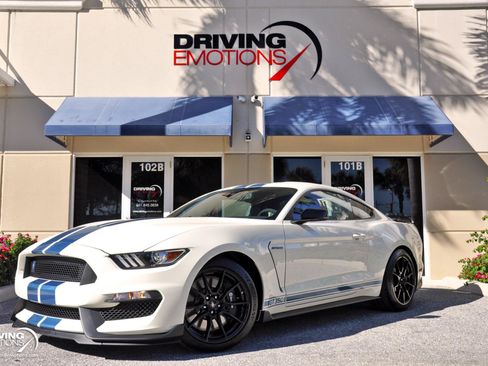 Used 2020 Ford Mustang Shelby GT350 w/ Technology Package RWD image 30