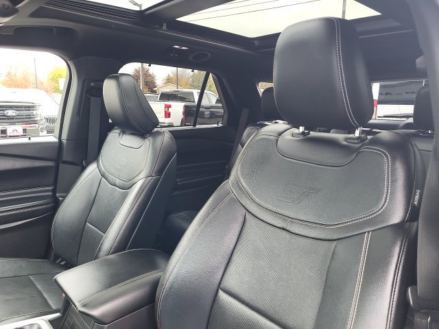 Used 2020 Ford Explorer ST AWD/4WD image 5