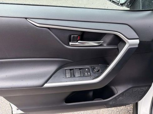 Certified 2024 Toyota RAV4 XLE FWD image 7