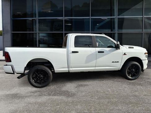 New 2026 RAM 2500 Big Horn AWD/4WD image 8