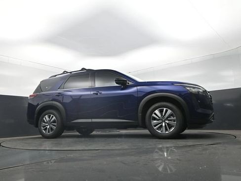 Used 2026 Nissan Pathfinder SL FWD image 29