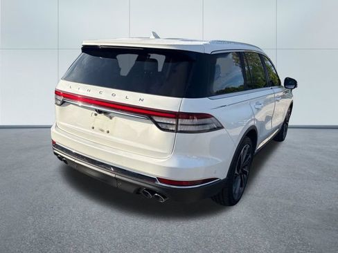 Used 2020 Lincoln Aviator Reserve w/ Equipment Group 202A AWD/4WD image 4