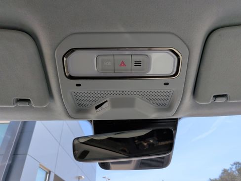 Used 2023 Rivian R1T Adventure image 26