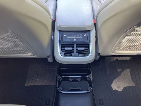 Certified 2023 Volvo XC90 B6 Ultimate w/ Protection Package Premier AWD/4WD image 24