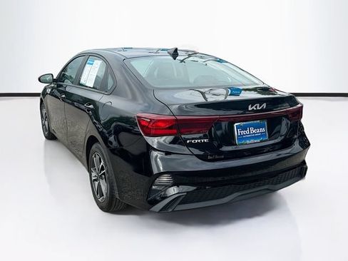 Used 2023 Kia Forte LXS FWD image 6