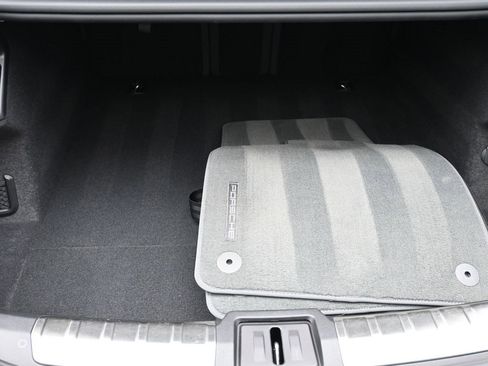 Used 2022 Porsche Taycan Turbo w/ Premium Package image 21