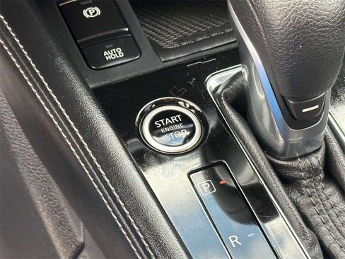 Certified 2023 Nissan Kicks SR image 29