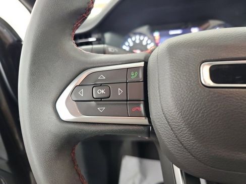 Used 2023 Jeep Compass Trailhawk image 17