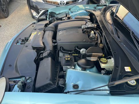 Used 2002 Ford Thunderbird Deluxe image 31