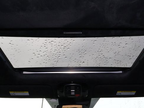 Used 2022 Hyundai Palisade Calligraphy image 13