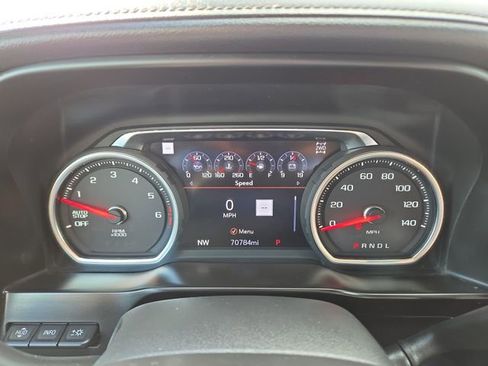 Used 2019 Chevrolet Silverado 1500 High Country w/ Technology Package AWD/4WD image 17