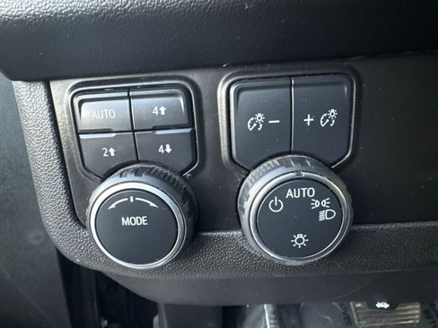 Used 2023 Chevrolet Tahoe Z71 AWD/4WD image 18