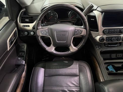 Used 2018 GMC Yukon Denali w/ Denali Ultimate Package image 25