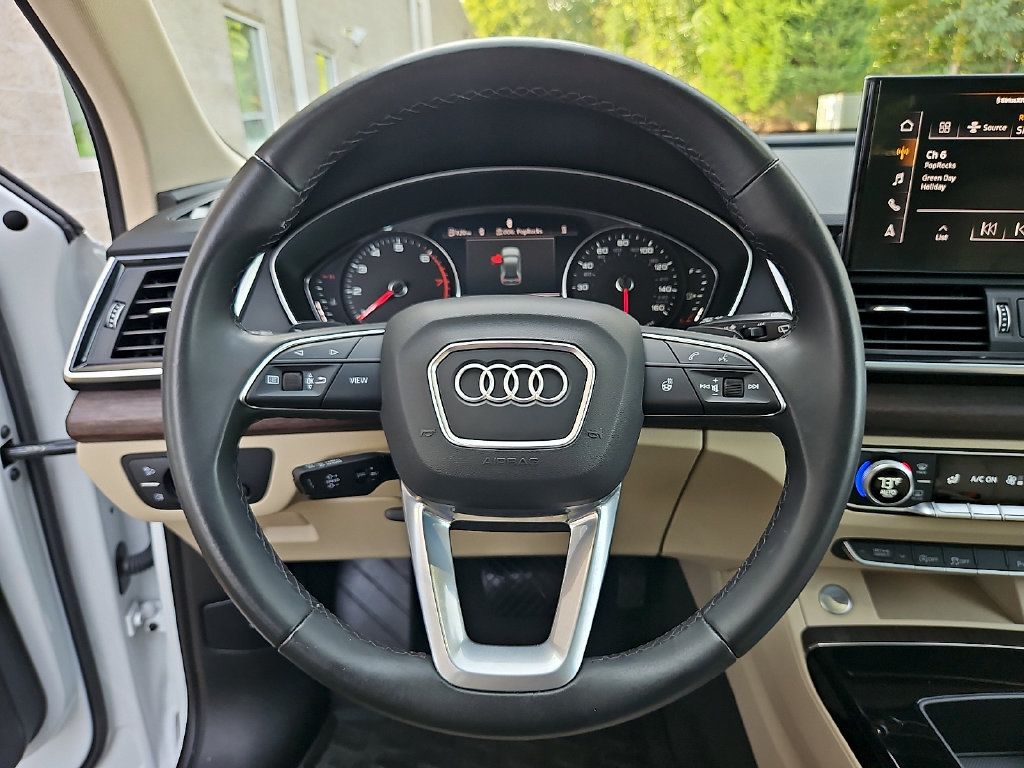 Used 2023 Audi Q5 2.0T Premium AWD/4WD image 21